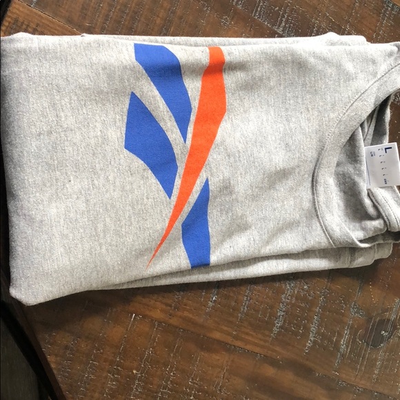 Reebok Other - Tee shirt